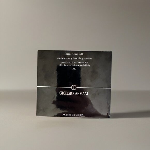 Giorgio Armani Luminous Silk Sunlit Creamy Bronzing Powder – Shade 100 - Picture 1 of 7